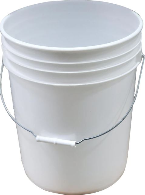 20L / 5 Gal Pail White w/Steel Handle